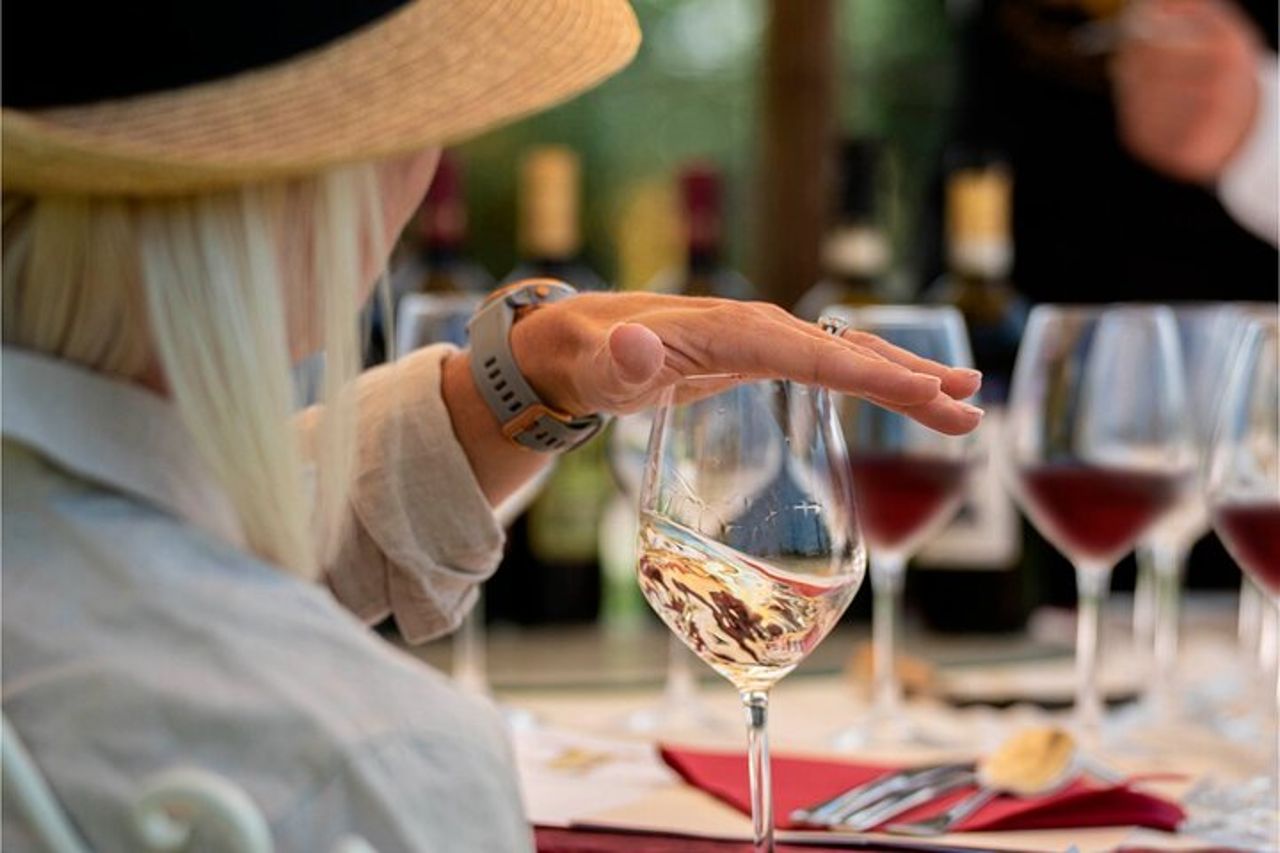 Degustazione di vini e servizio navetta — 4