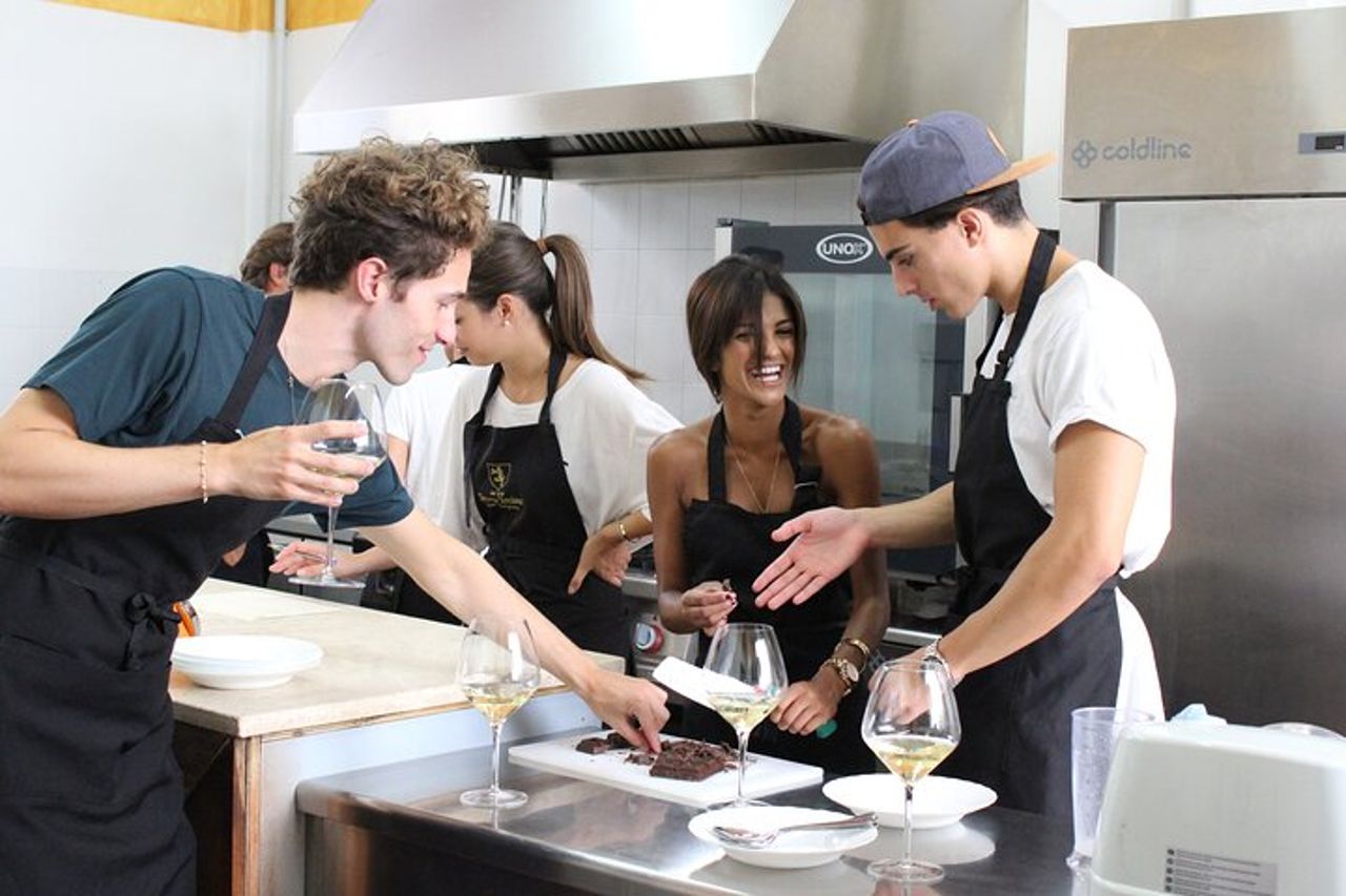 Corso di cucina Italiana e degustazione di vini in Toscana