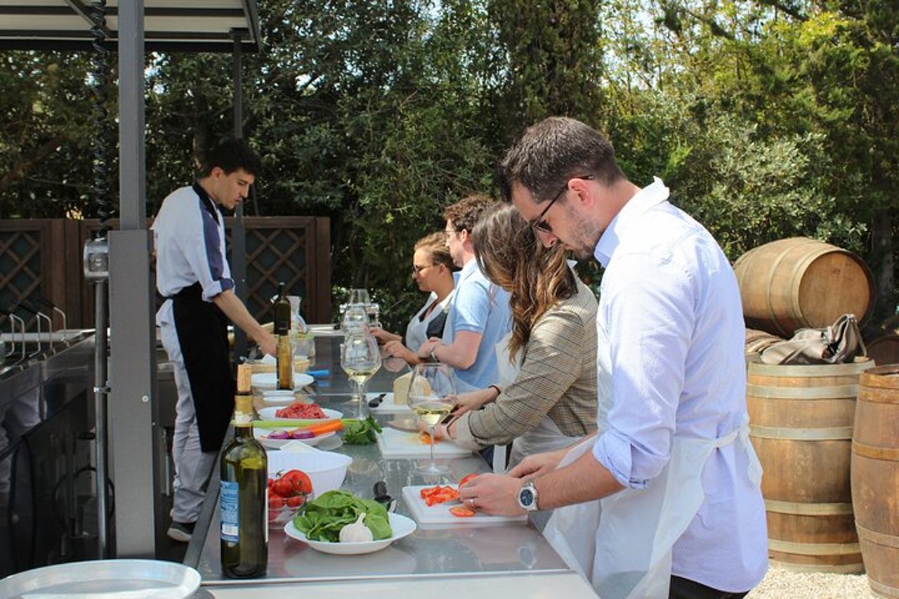 Corso di cucina Italiana e degustazione di vini in Toscana — 2