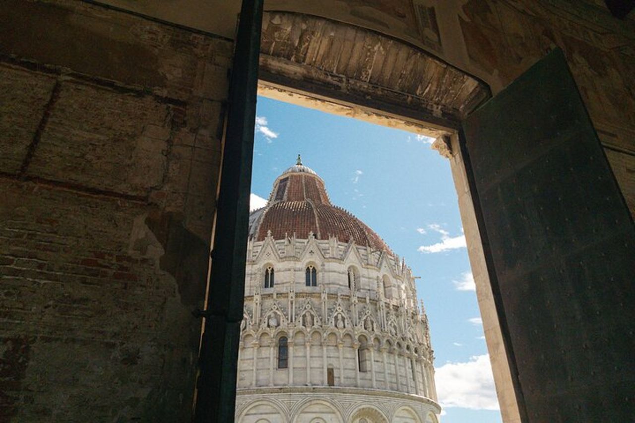 Tour privato VIP di un'intera giornata a Pisa e Lucca da Montecatini — 2