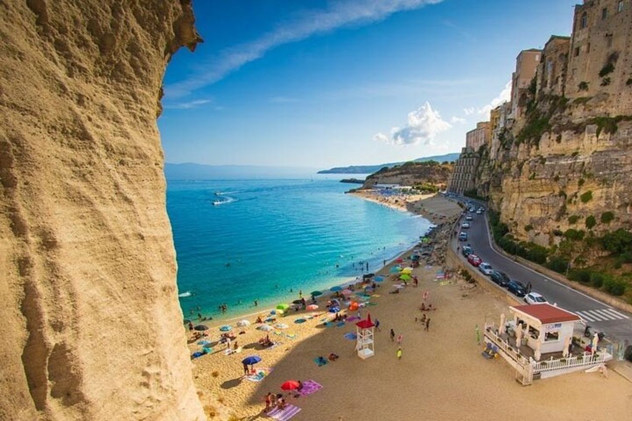 Premium Street Food Walking tour Tropea — 2