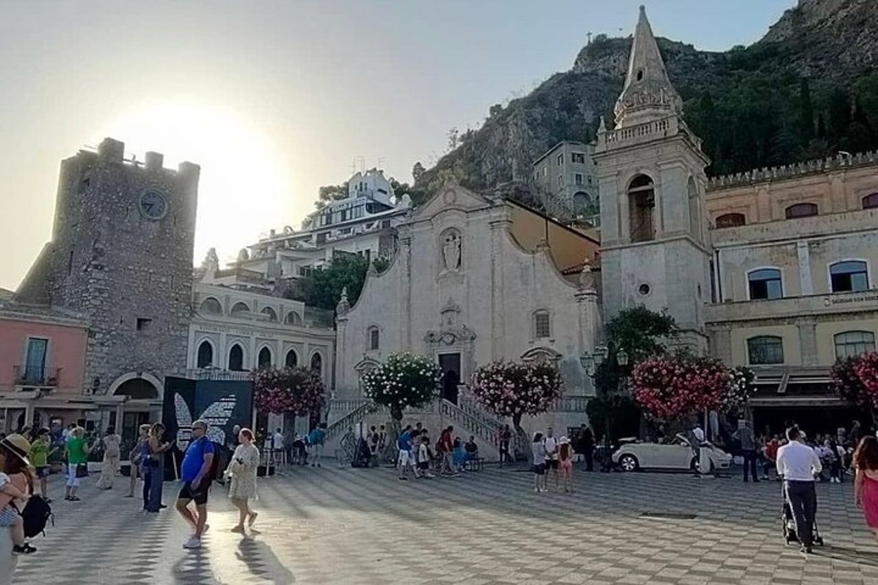 Tour Privato di Mezza Giornata a Messina Taormina e Castelmola
