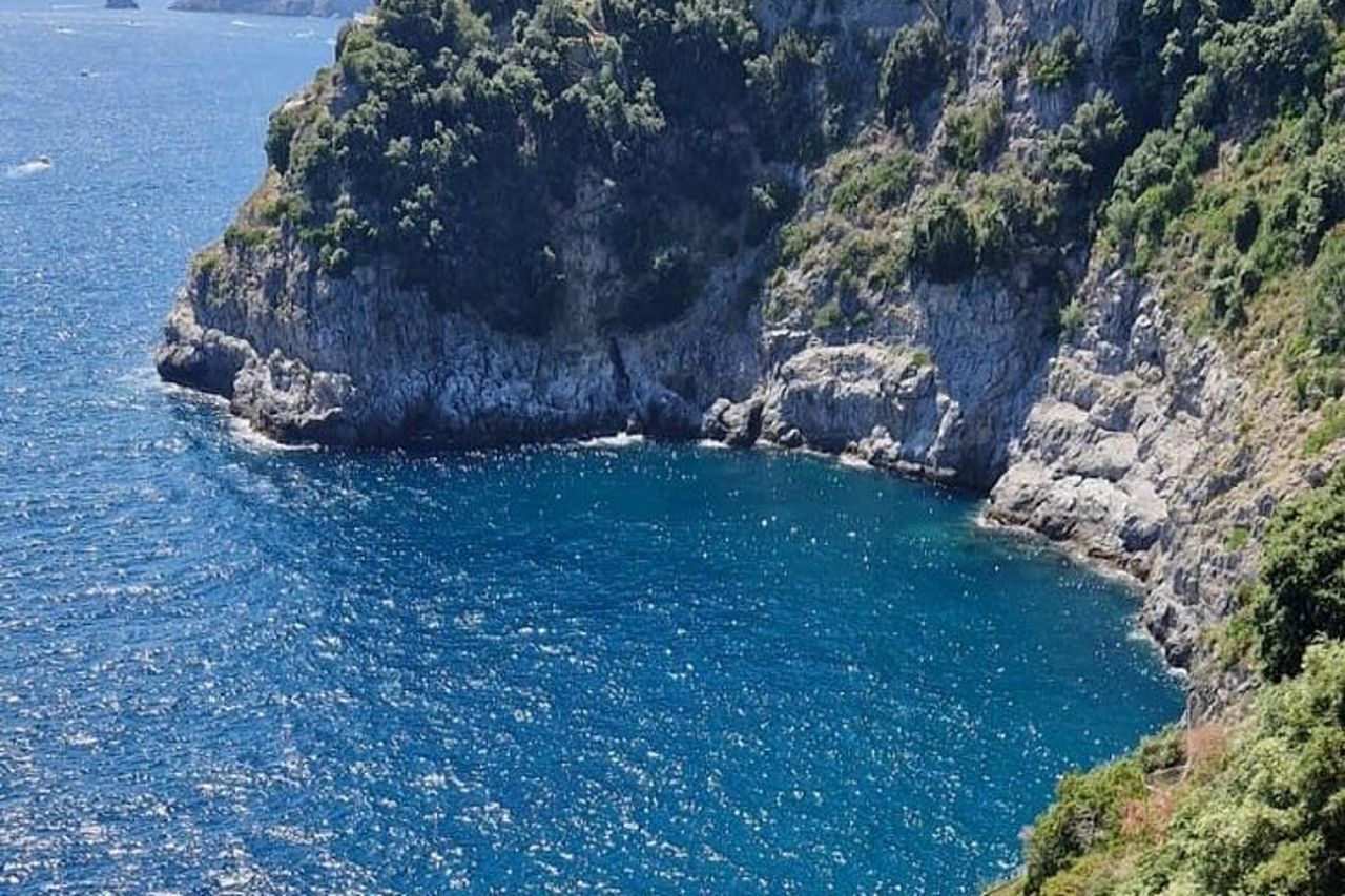 Visita alla Grotta dello Smeraldo con picnic in uliveto — 8