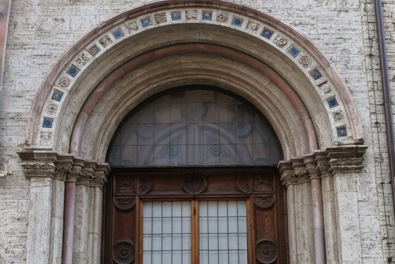 Tour autoguidato di caccia al tesoro e attrazioni di Perugia — 4