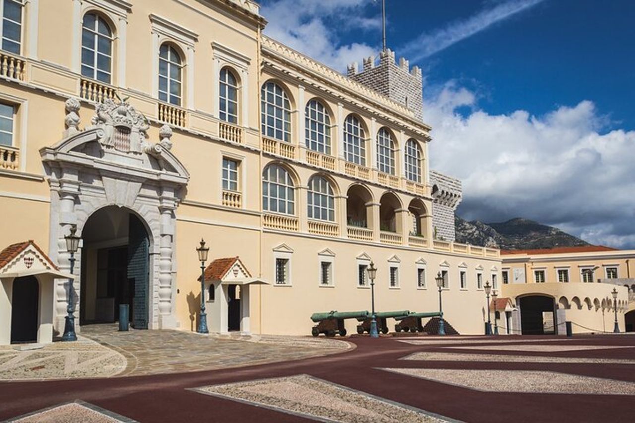 Tour autoguidato di caccia al tesoro e attrazioni di Monaco — 5