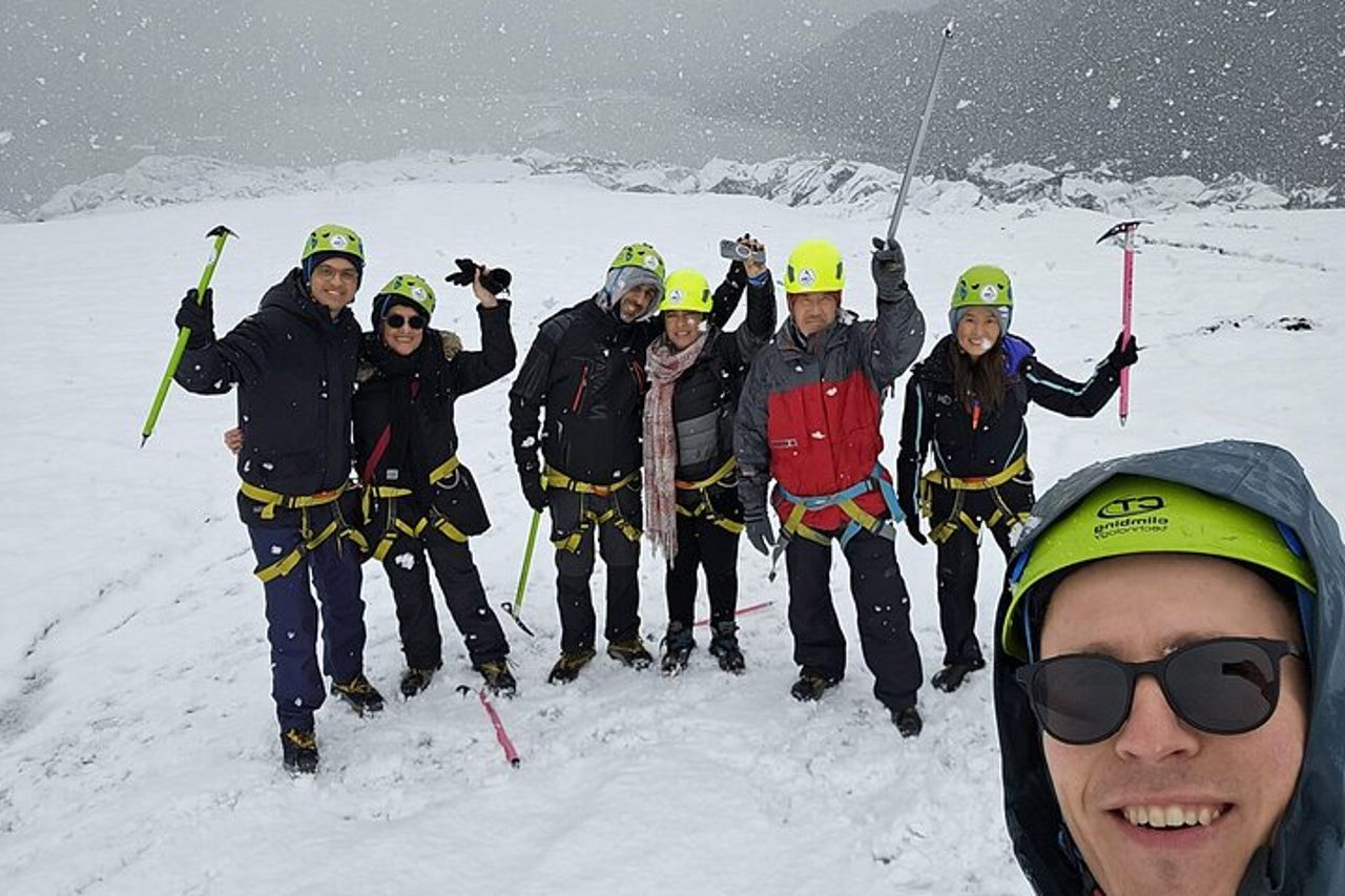 Esperienza di escursione sul ghiacciaio sul Sólheimajökull - Incontro sul posto — 9