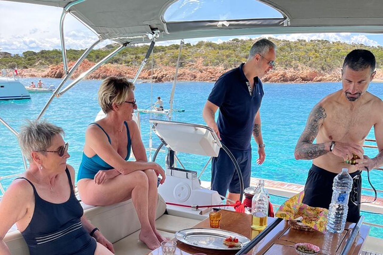 Tour In Barca A Vela Nell'arcipelago Di La Maddalena — 8