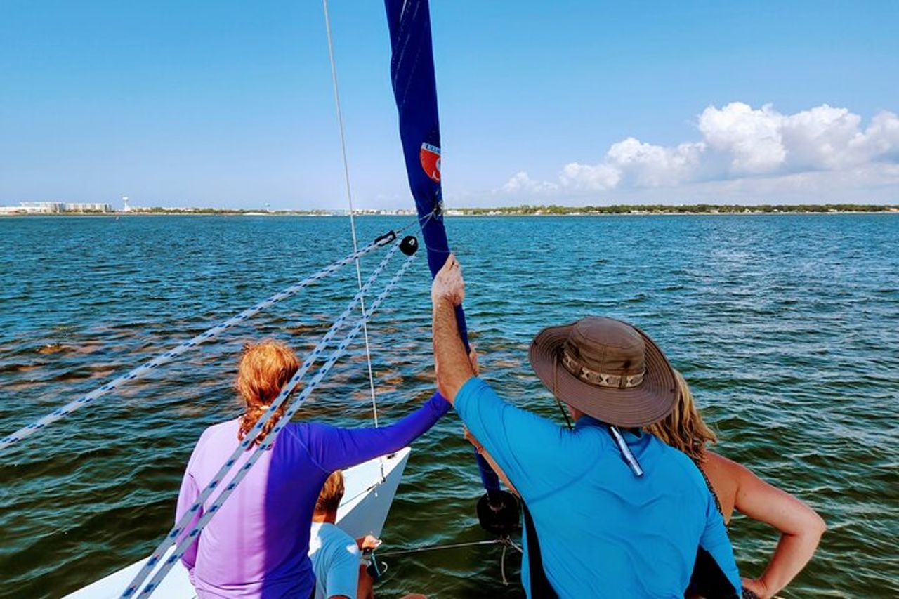 Catamarano privato: snorkeling, nuoto e osservazione dei delfini — 7