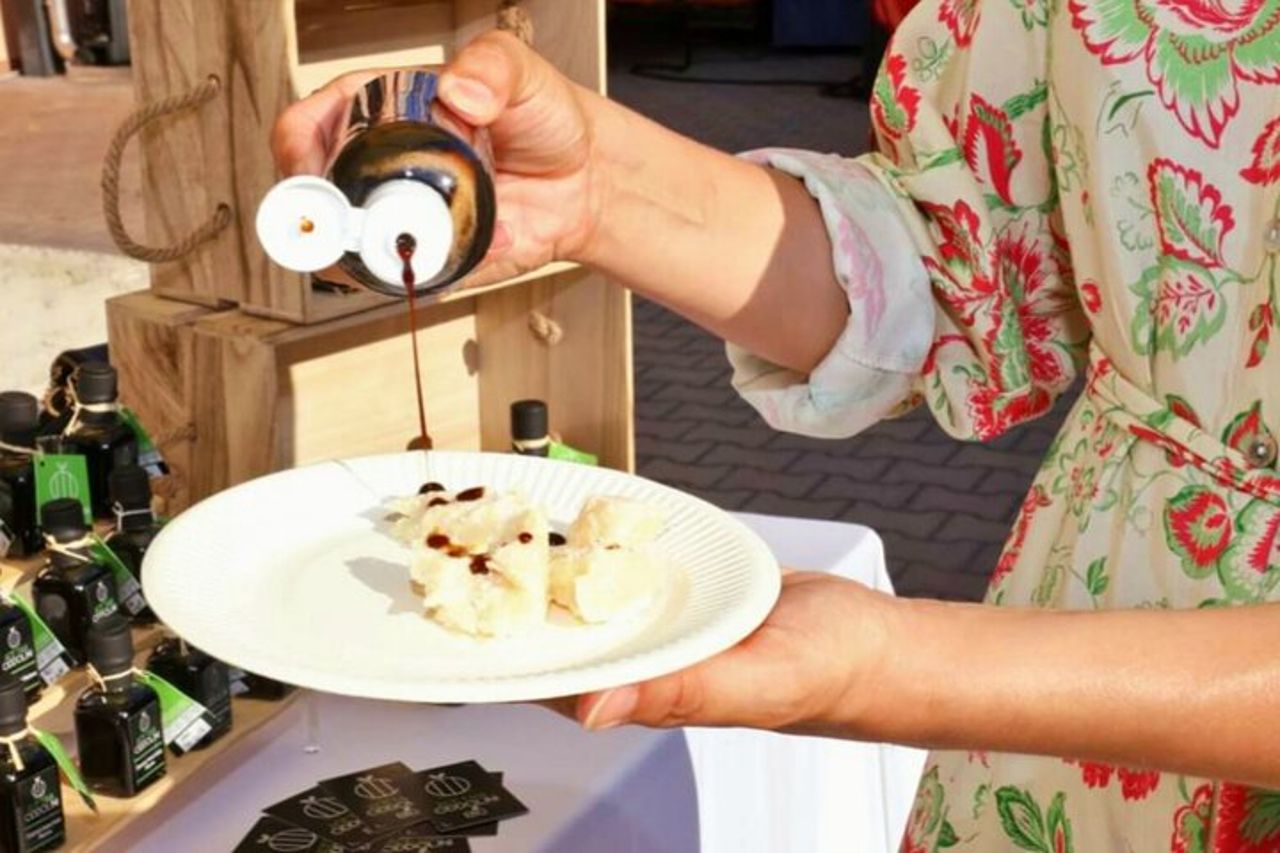 Modena: Visita e Degustazione Gourmet Aceto Balsamico DOP e BIO — 3