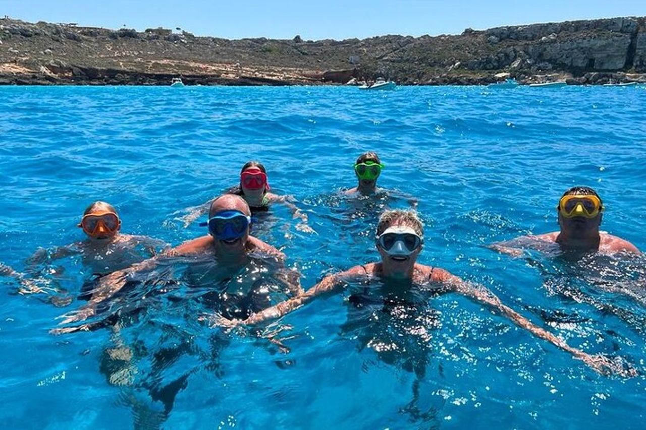 Escursione in barca Isola di Favignana — 3
