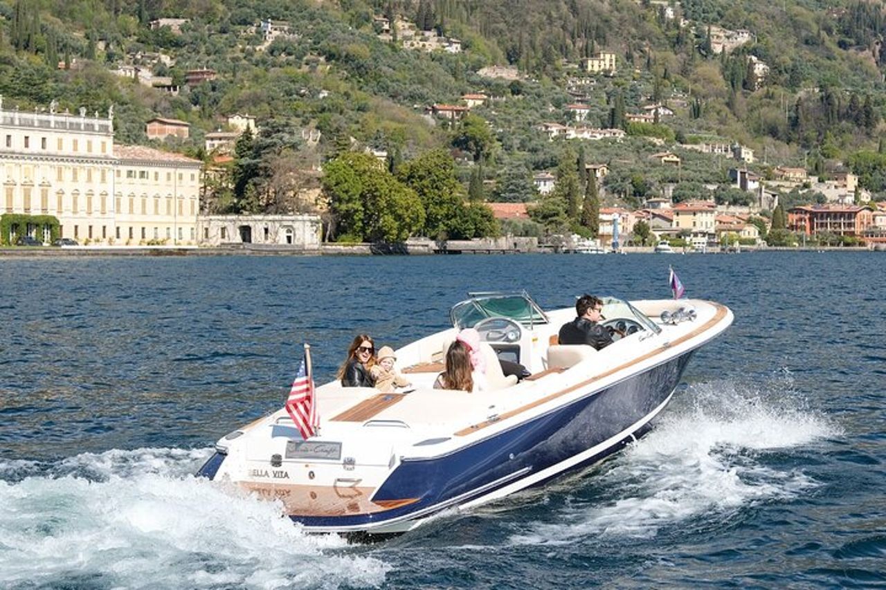 Tour privato in barca sul Lago di Garda con Skipper 4H