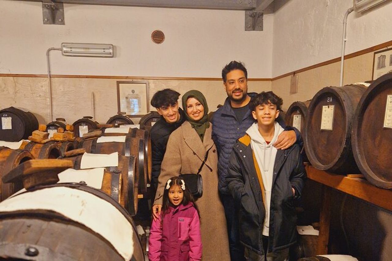 Modena: Visita e Degustazione Gourmet Aceto Balsamico DOP e BIO — 8