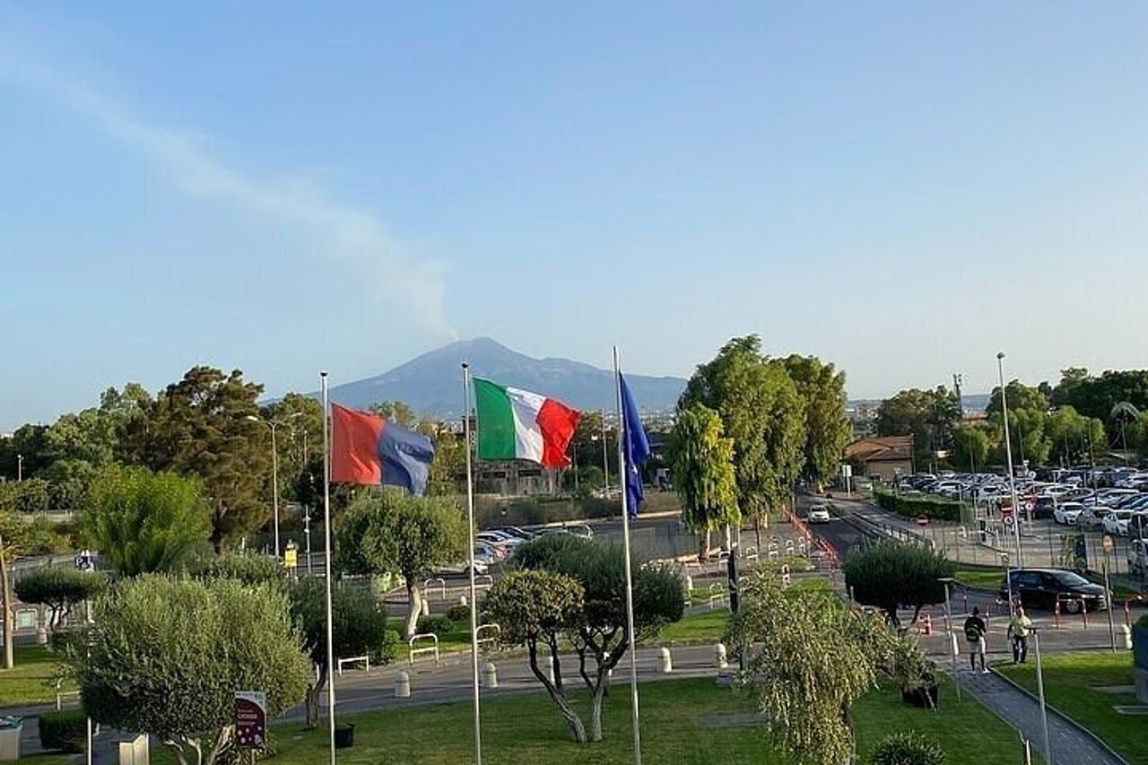 Catania Airport Transfer ↔ Siracusa , Taormina o Giardini Naxos — 6