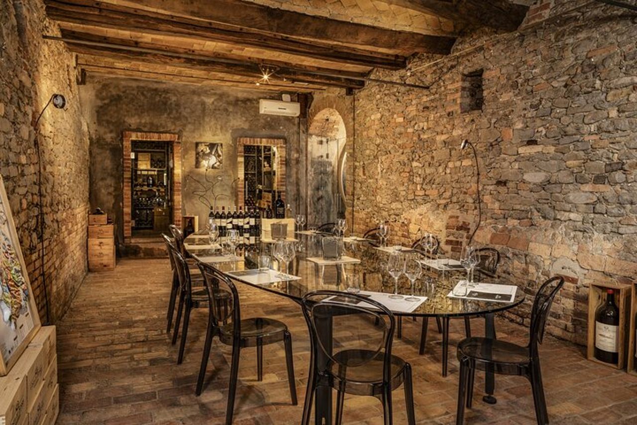 Tour e degustazione di vino e cioccolato nella zona di Alba — 3