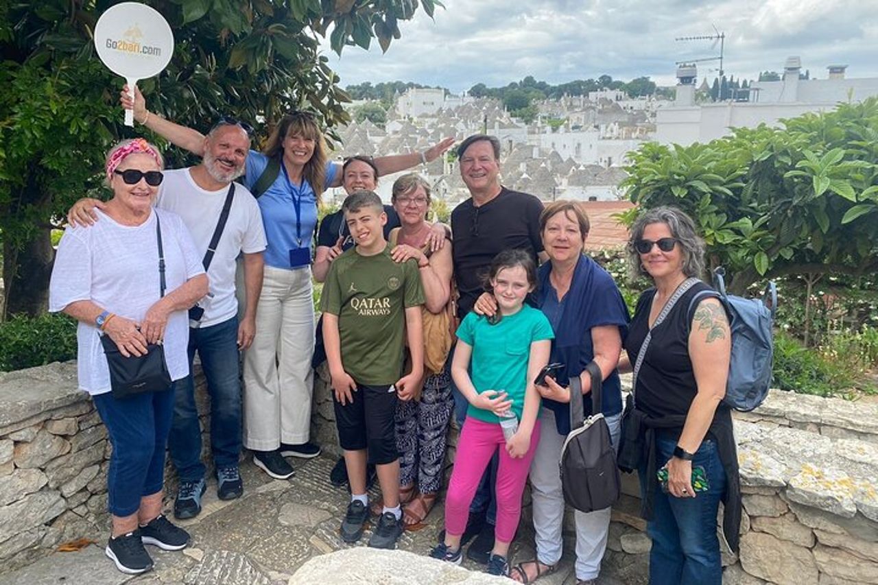 Tour guidato Alberobello, Monopoli Polignano Piccolo gruppo da Bari — 4