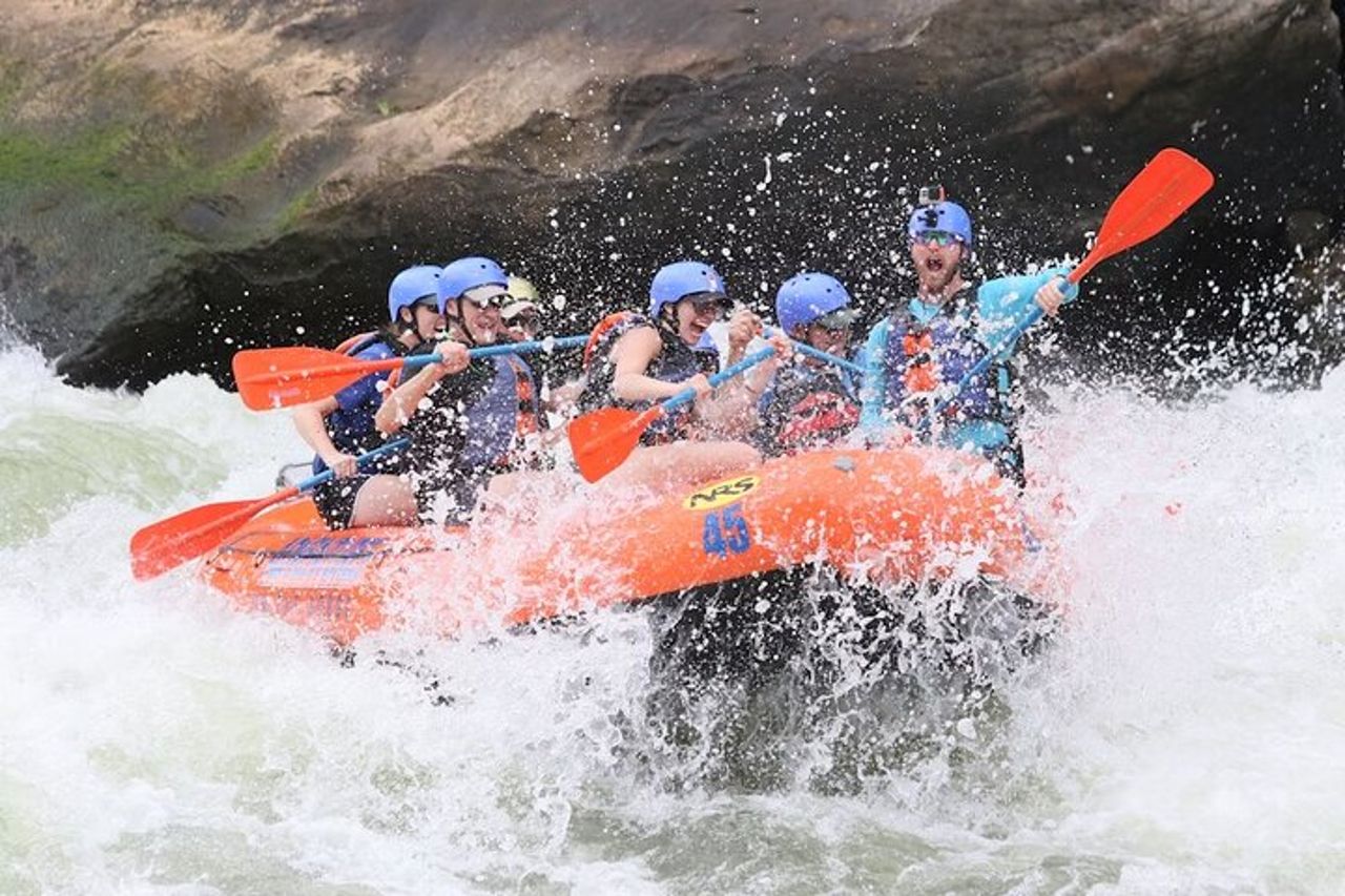 Tour di un giorno al rafting sulle rapide di Sagana — 5