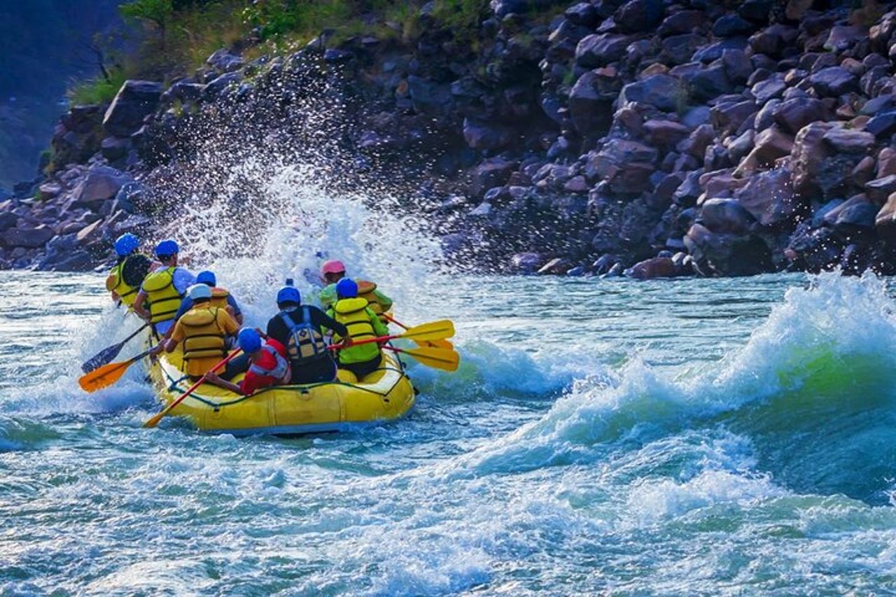 Tour di un giorno al rafting sulle rapide di Sagana — 6