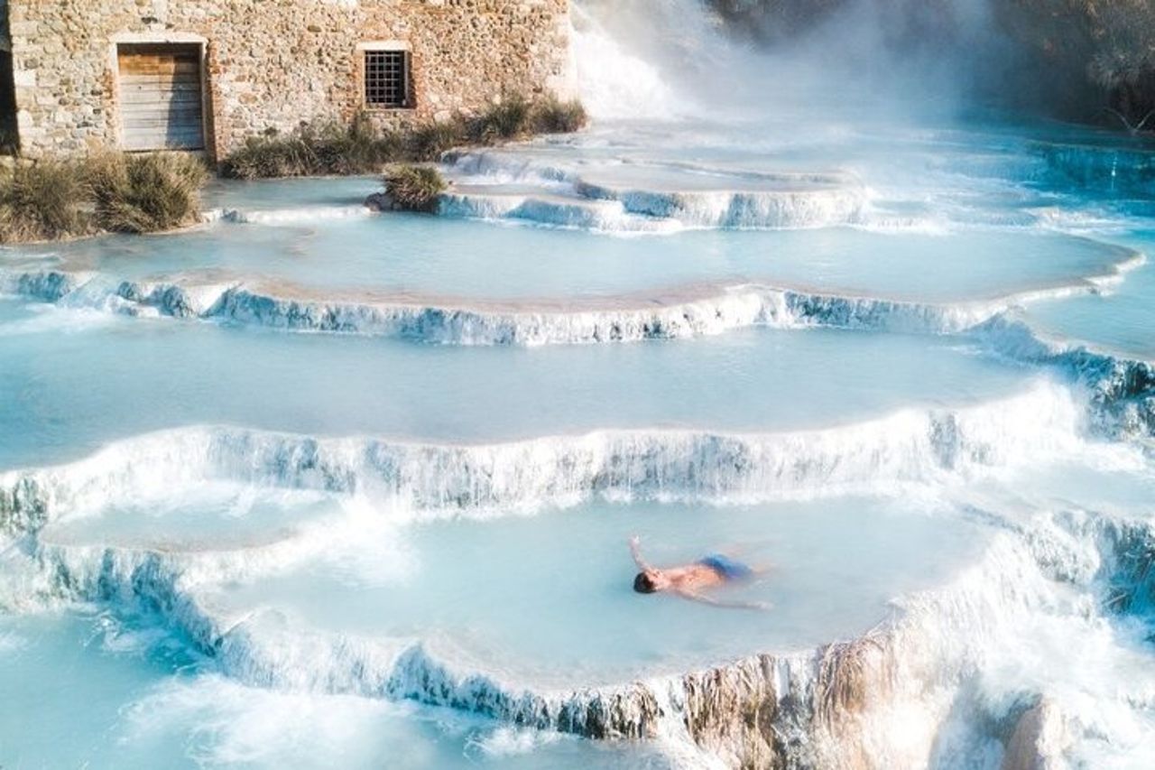 Tour guidato alle meravigliose cascate termali di Saturnia — 9