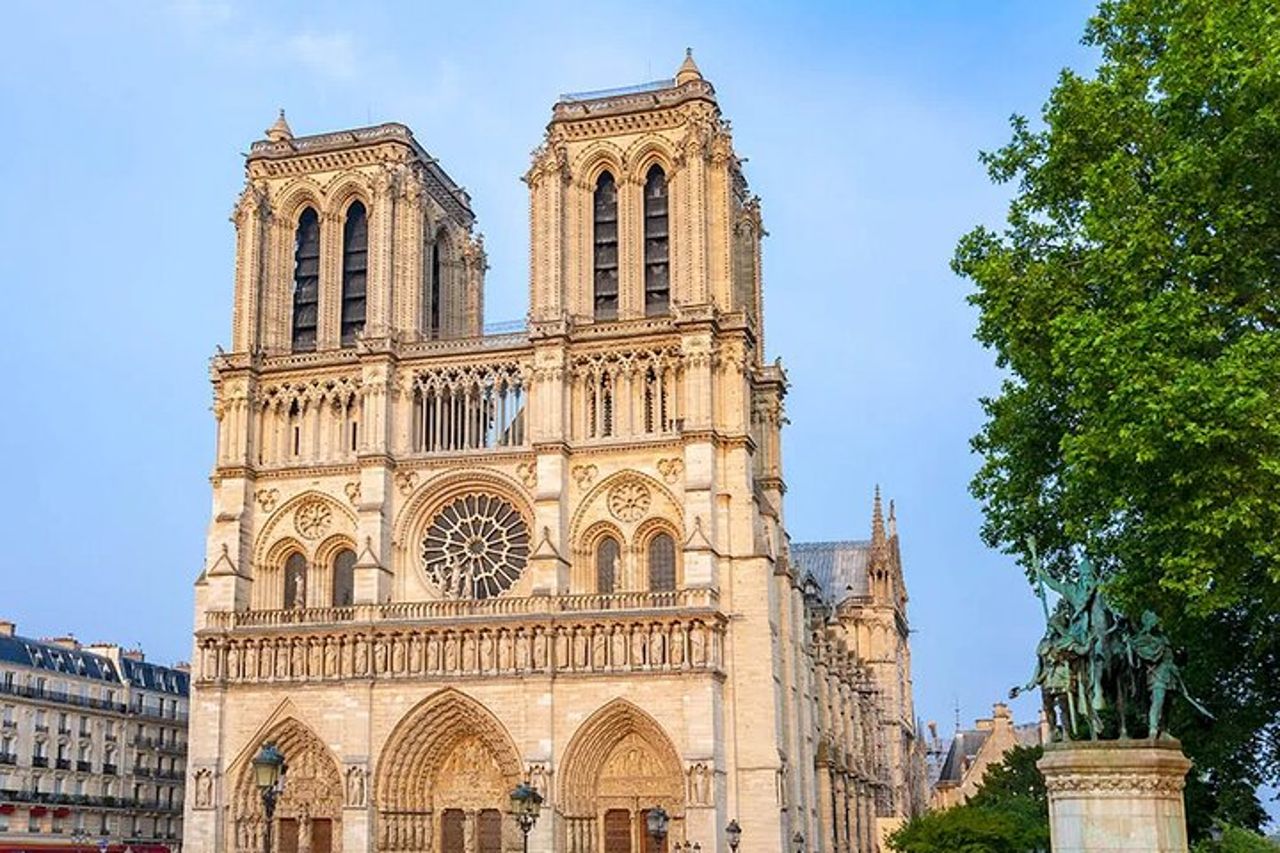 Tour privato: tour a piedi del mistero di Notre Dame e del quartiere latino