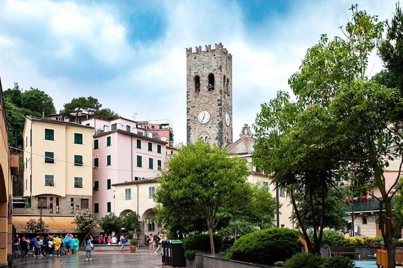 Tour a piedi delle Cinque Terre con degustazioni enogastronomiche — 6