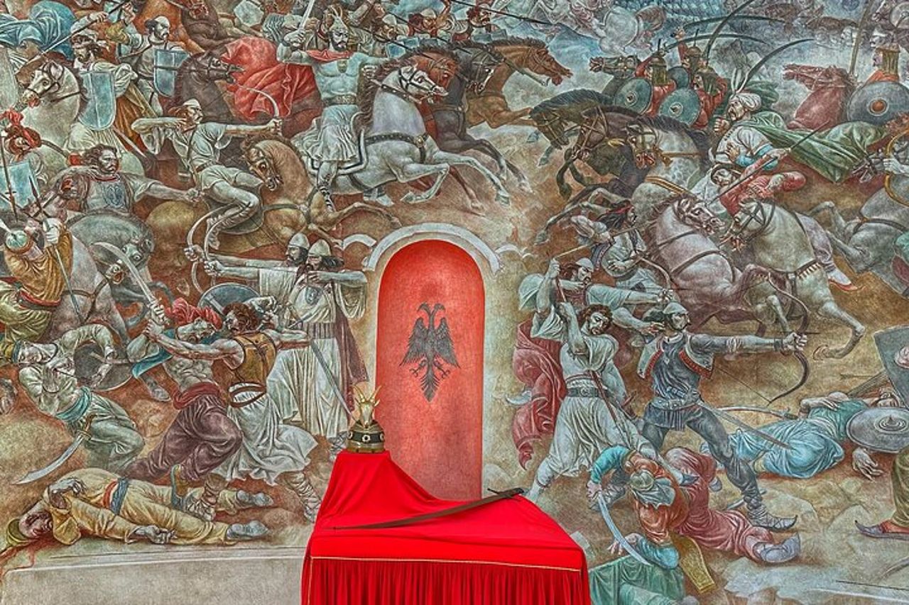 Castello di Kruja, il vecchio bazar e Sarisalltik- Partenza da Tirana — 7