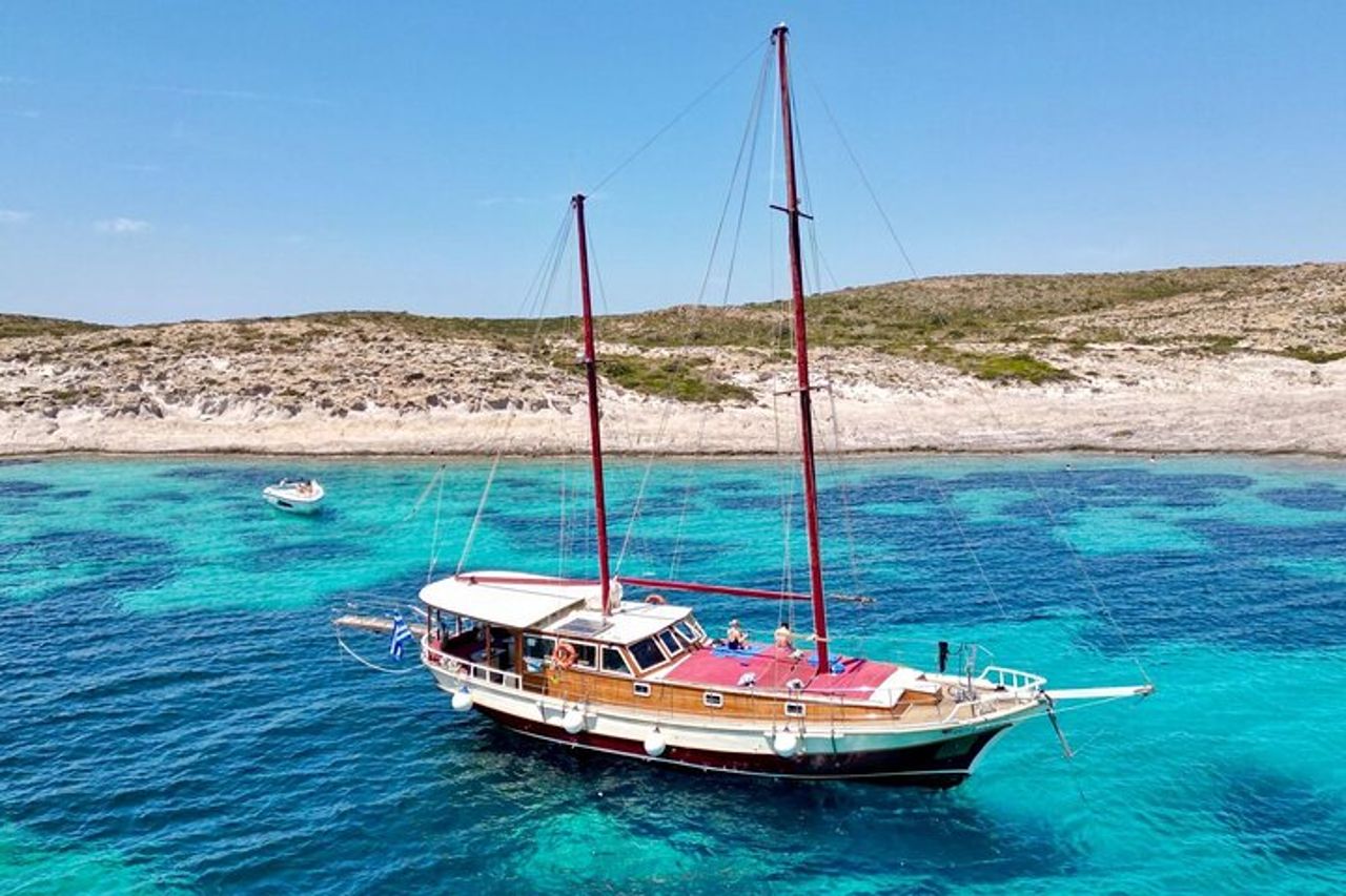 SEMIPRIVATE GALATEA tour Antiparos-Blulagoon-Despotiko-FREE DRINK — 2