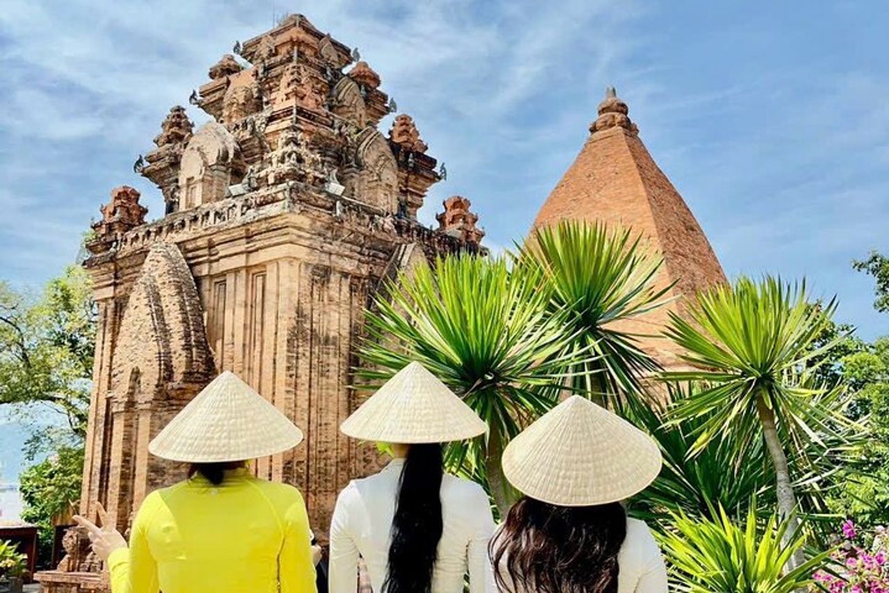 Escursione di mezza giornata in auto Nha Trang (minimo 2 ospiti) — 2