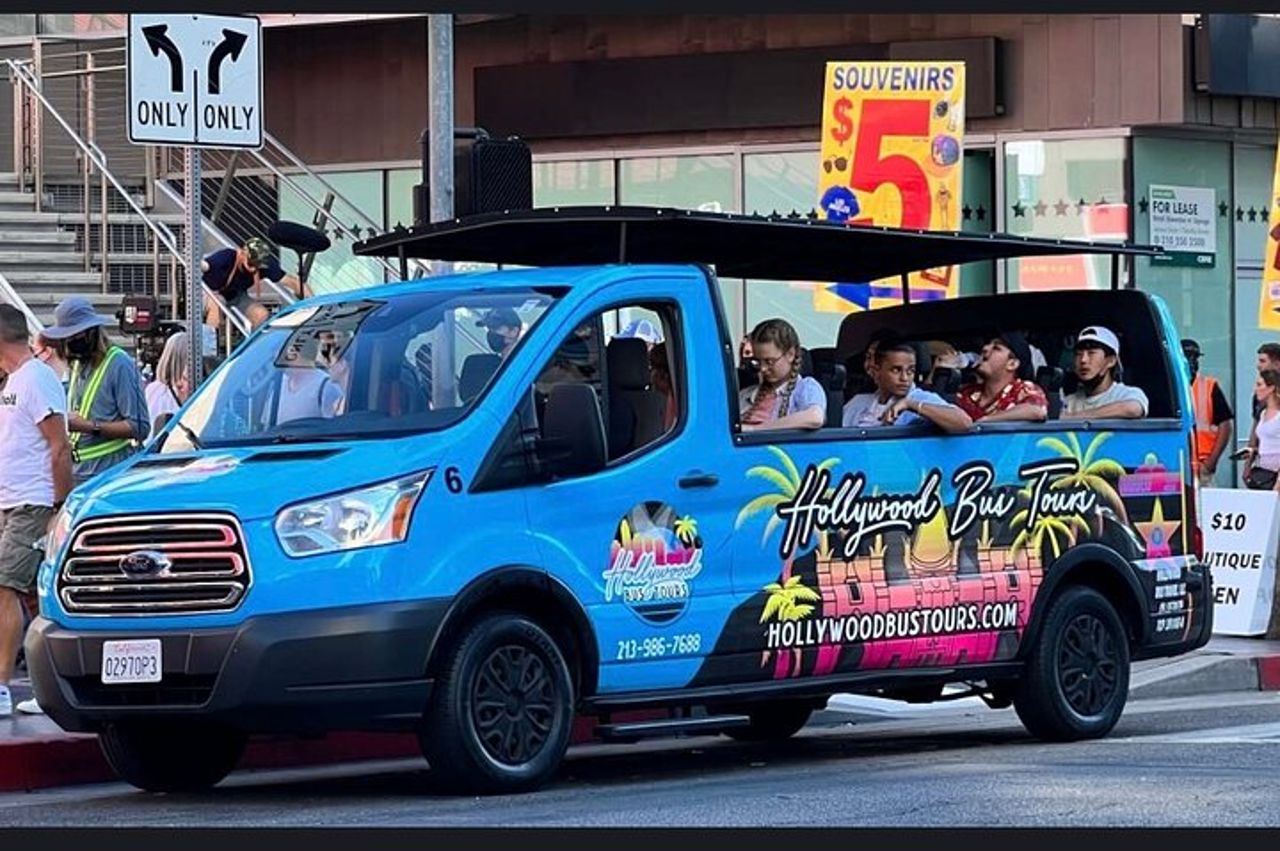 Tour di Hollywood, Beverly Hills e delle case delle celebrità in autobus all'aperto — 8