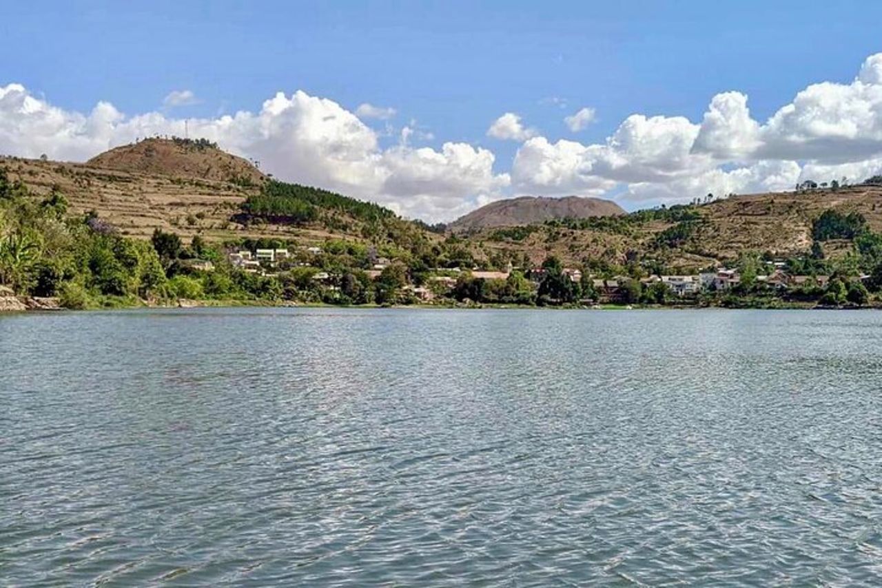 Tour su strada di un'intera giornata al villaggio di Ampefy — 5