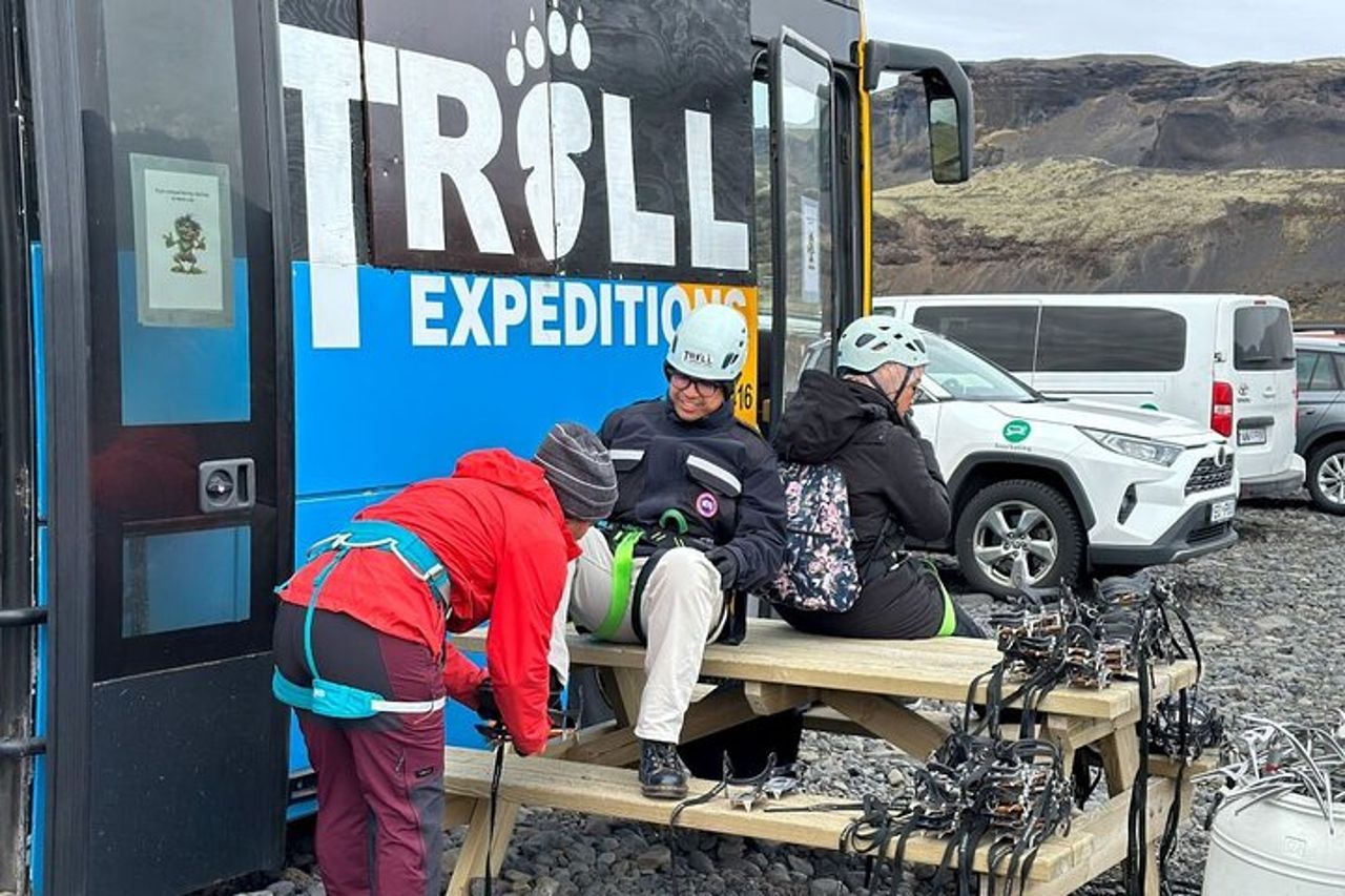Sólheimajökull Ice Climbing e Glacier Walk — 3