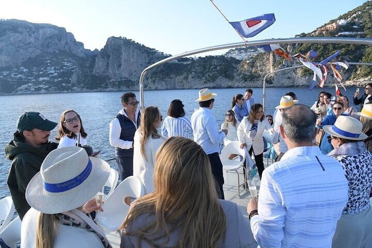 Tour via Mare da Salerno e Sosta ad Amalfi con Aperitivo Incluso — 3
