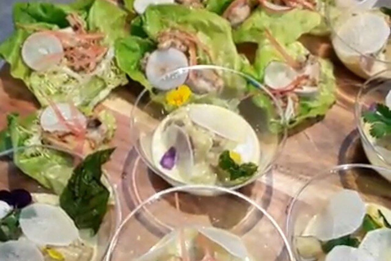 Cena privata cotta al fuoco in riva all'acqua (Bella esperienza all'aperto) — 4