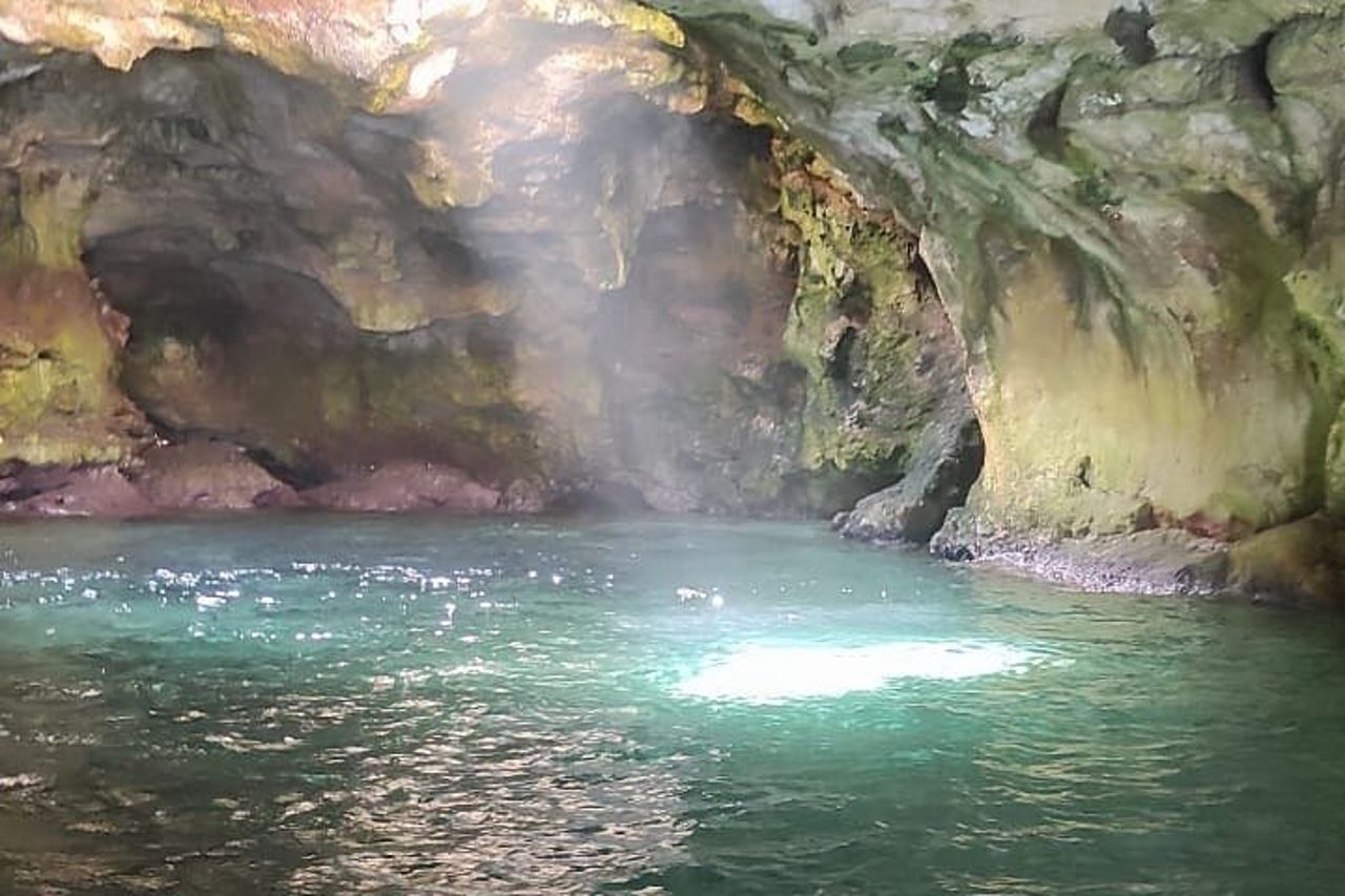 Tour in barca da Monopoli alle grotte di Polignano a Mare — 5