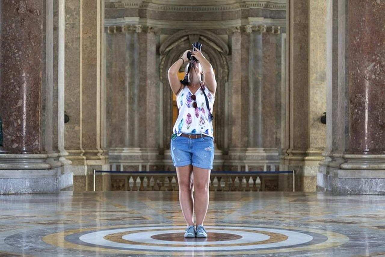 Tour guidato privato della Reggia di Caserta e dei Giardini inc. Shuttle — 7