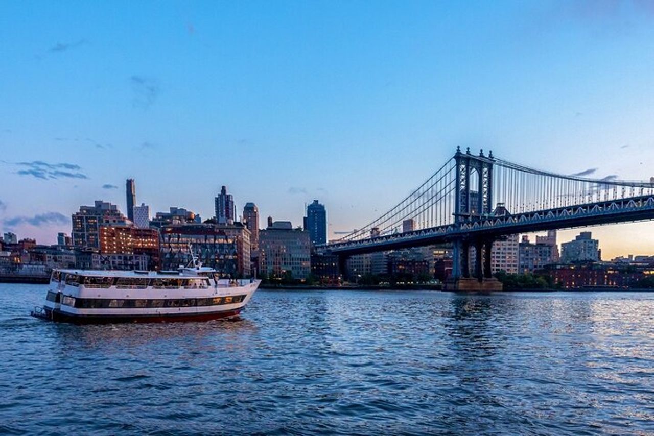 Crociera con cena sullo skyline di New York City — 3