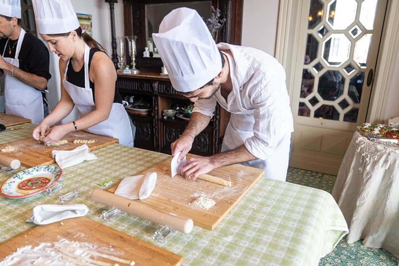 Lezione di cucina in un'incantevole villa di fronte al mare