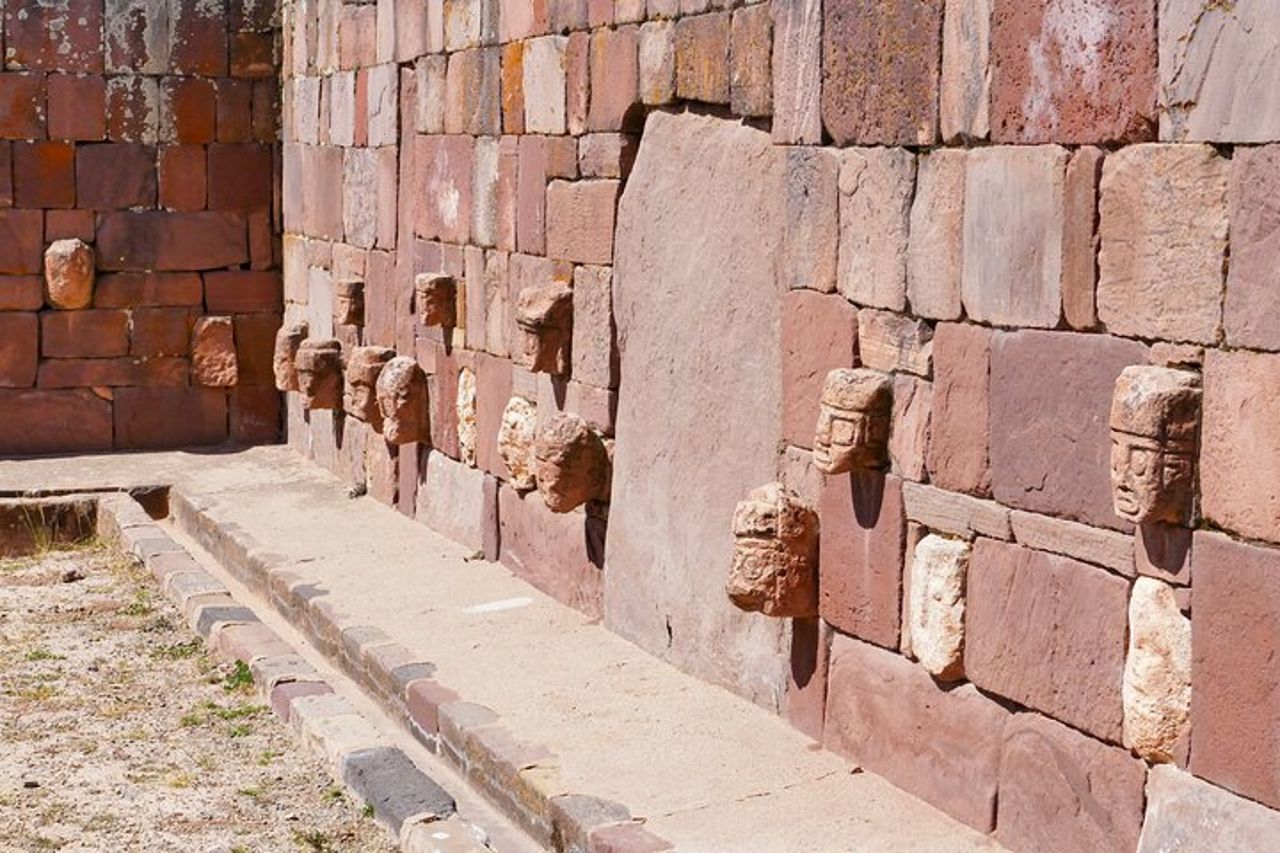 Intera giornata a Tiwanaku, l'enigmatico impero PRIVATO — 7