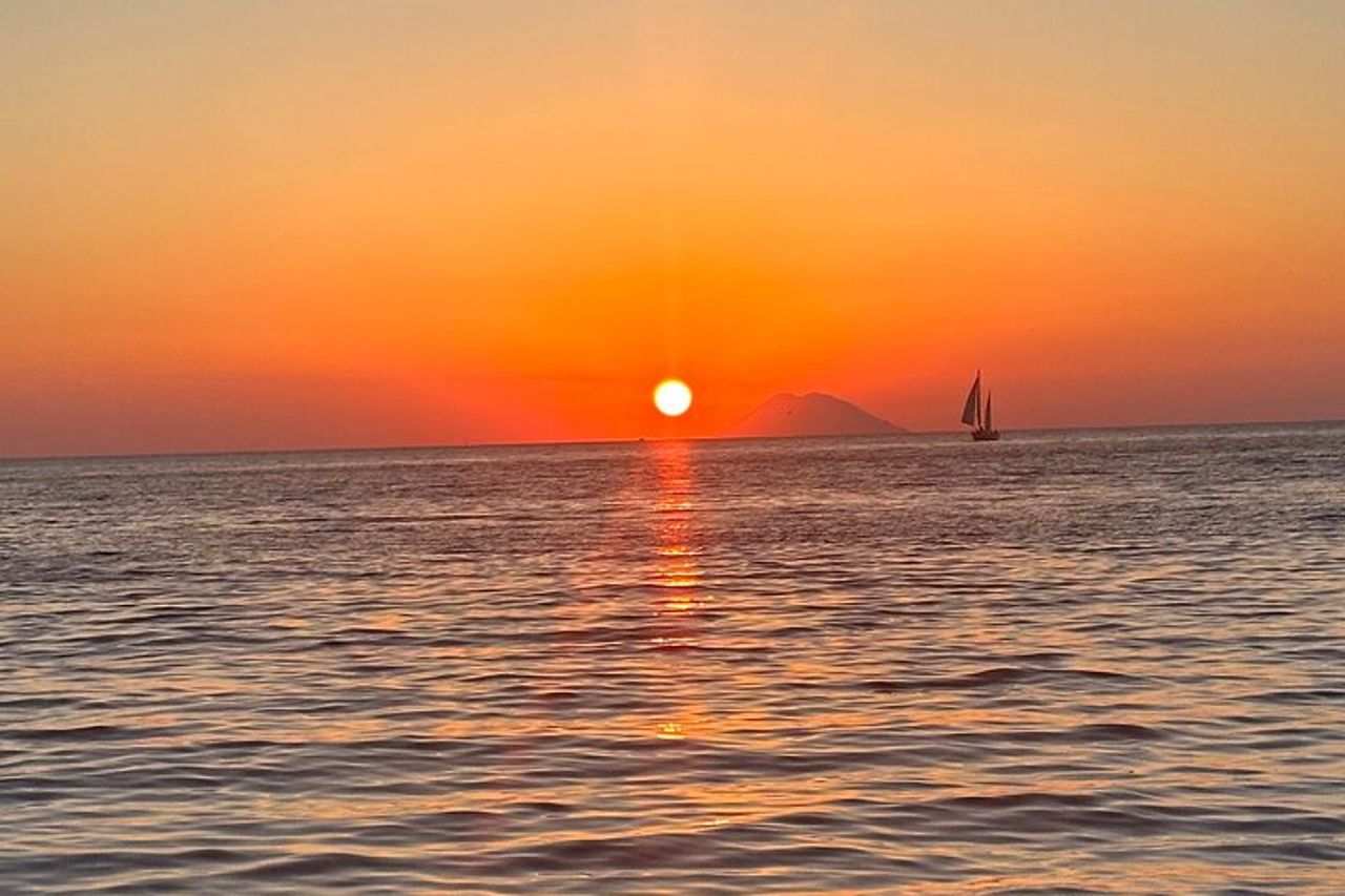 Tour condiviso al Tramonto di 3 Ore da Tropea a capo Vaticano — 6