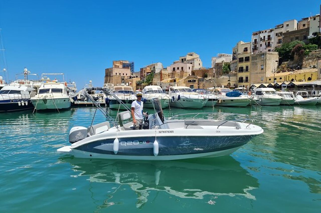 Noleggio Barca a Castellammare del Golfo