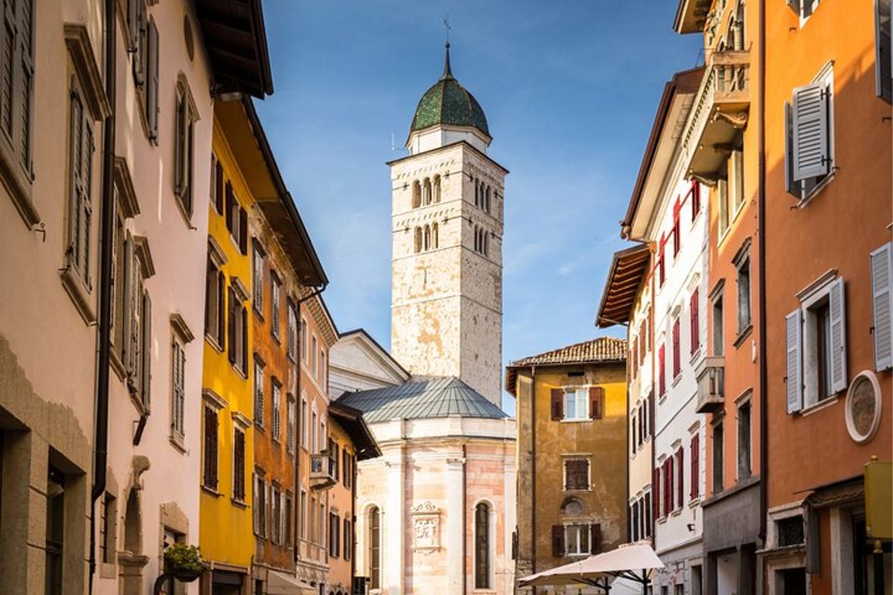 Caccia al tesoro a Trento & tour a piedi con audioguida — 6