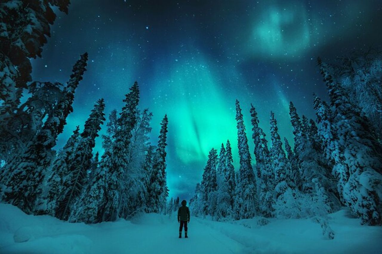 Aurora Camp e cena con fuoco aperto — 2