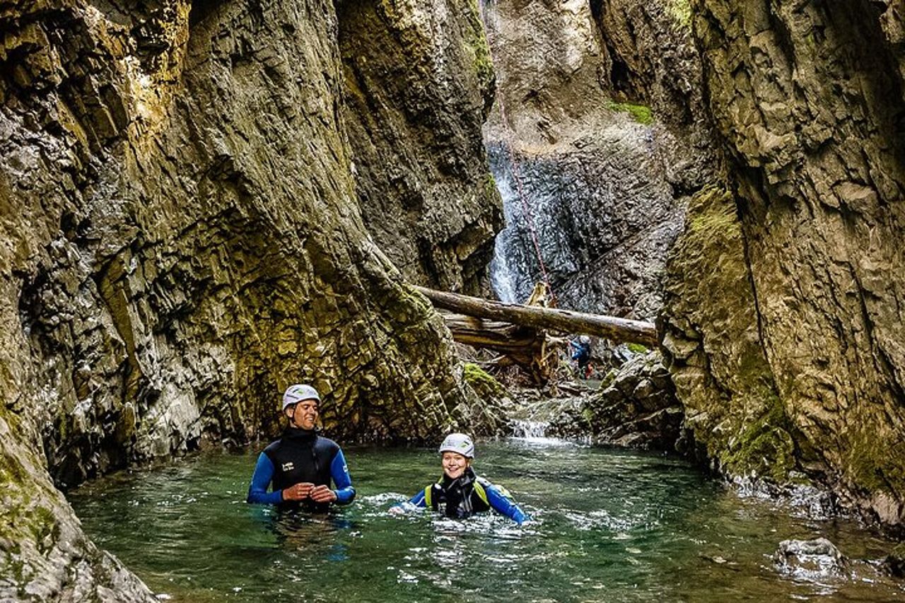 Canyoning sportivo nella Kleinwalsertal nello Schwarzwasserbach — 7