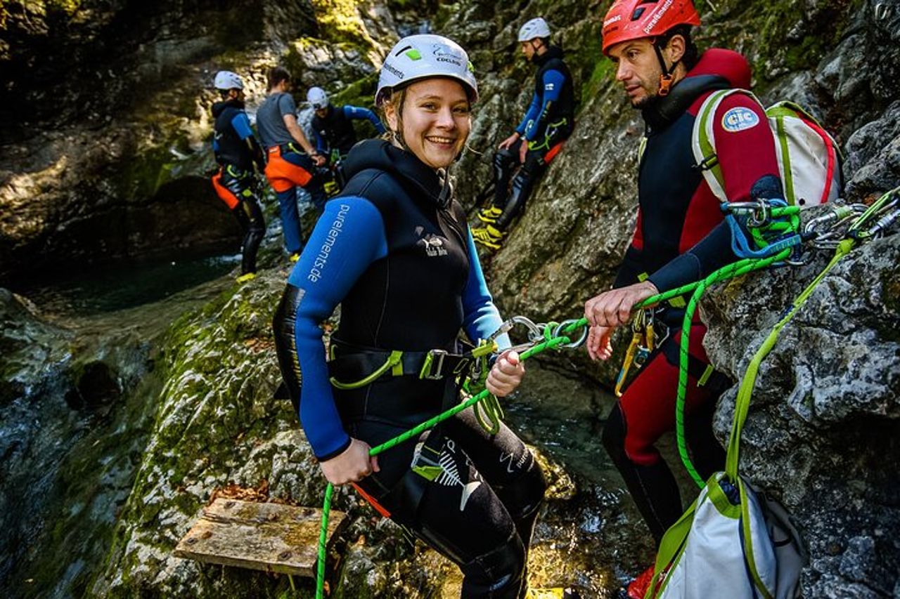 Canyoning sportivo nella Kleinwalsertal nello Schwarzwasserbach — 9