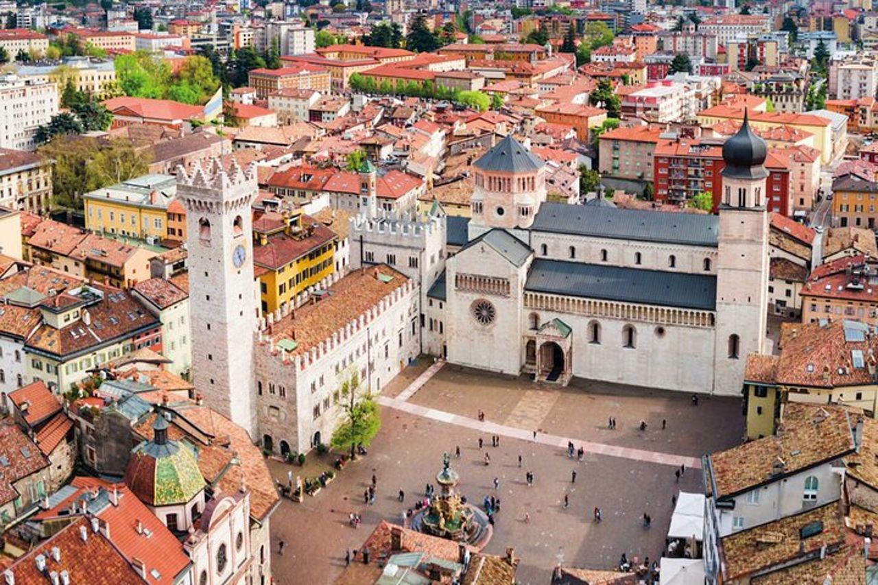 Trento Walking Tour with Audio and Written Guide — 2