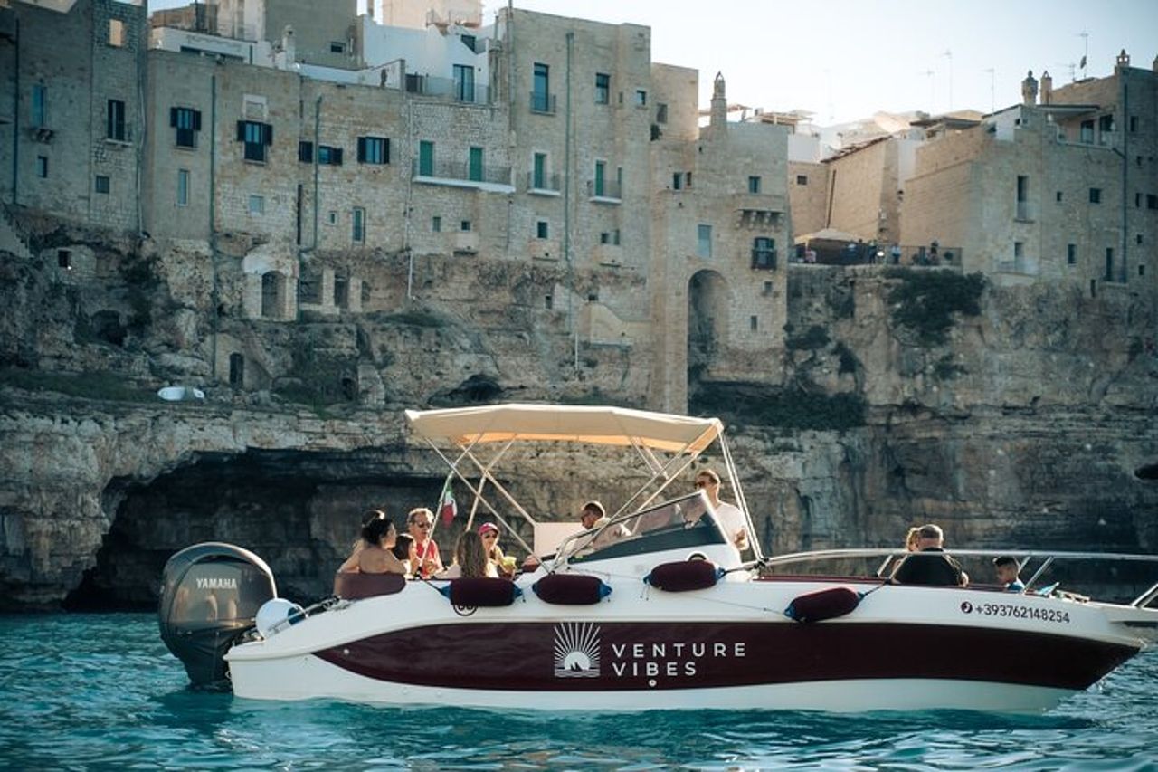 Exclusive 2-Hour Boat Party in Polignano a Mare