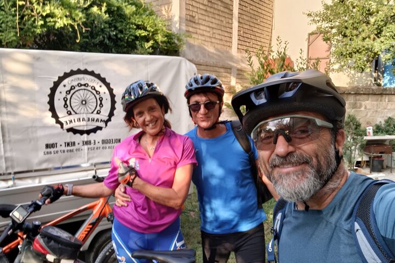 E-Bike Tour rocche e monti vicino alle Terme Libere di Saturnia — 3