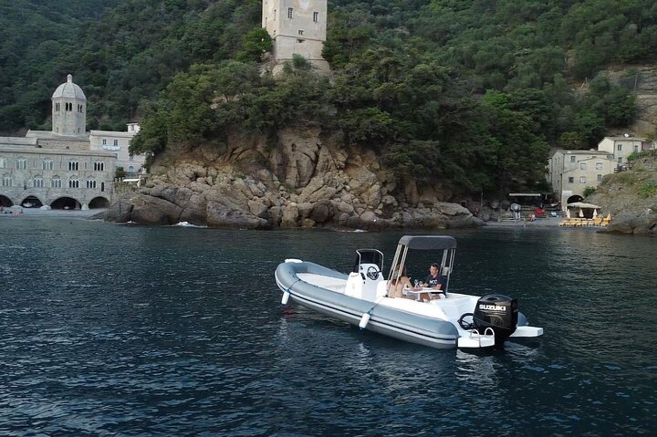Tour giornaliero e al tramonto Escursione in barca da Genova a Portofino — 2