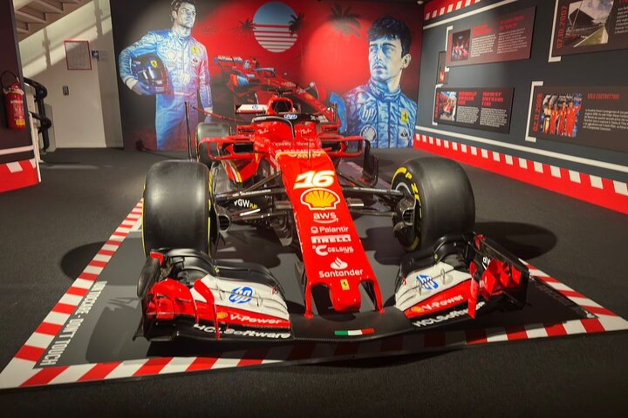 Tour in supercar con musei Ferrari & Lamborghini e simulatore di F1 — 4