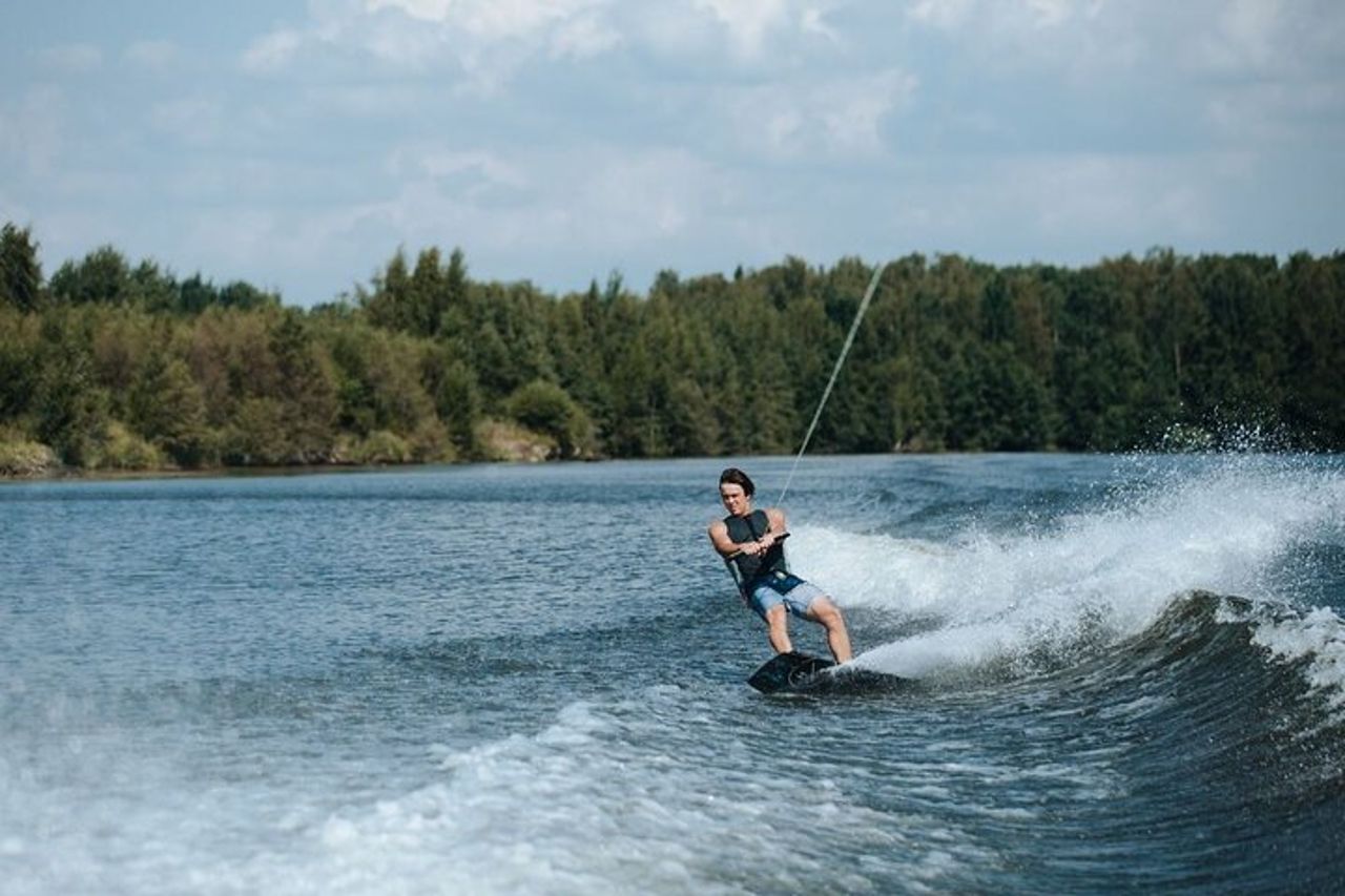 Esperienza privata di wakeboard da Guatape