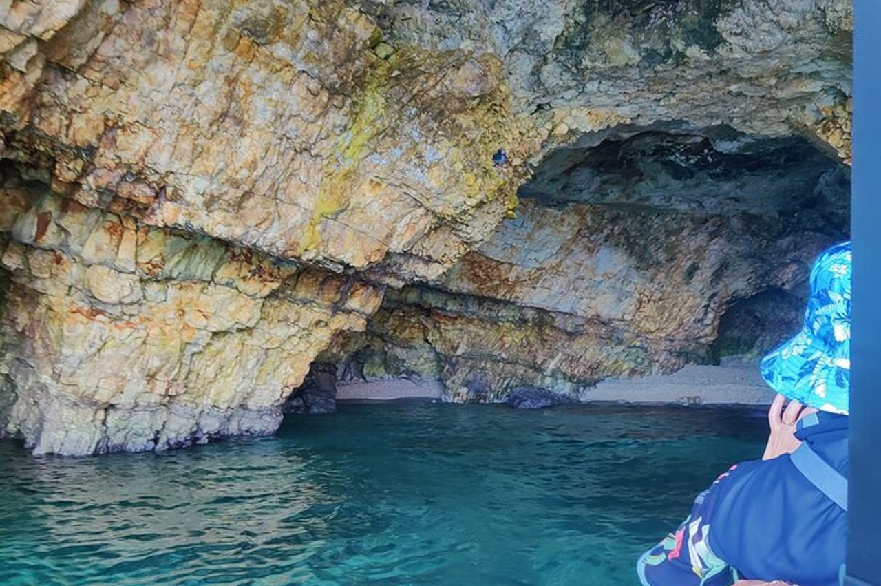 Tour privato in barca Polignano a Mare — 2